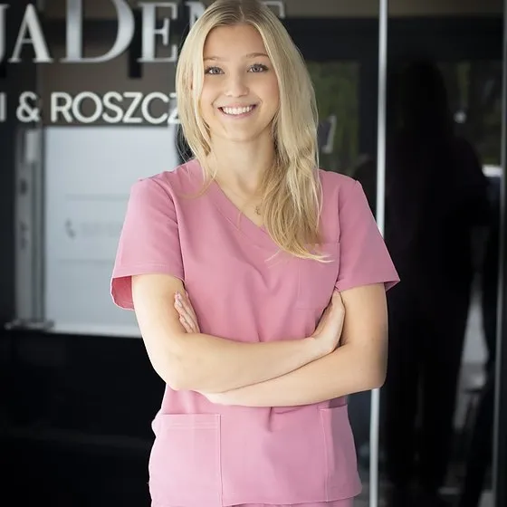 Nadia Kowalewska, asystentka